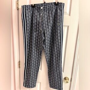 Lacoste Men’s XL pattern print pants
